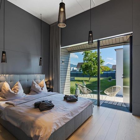 Koda Loft Extended - Urlaub Im Tiny House Bodensee เลาเทอราค ภายนอก รูปภาพ