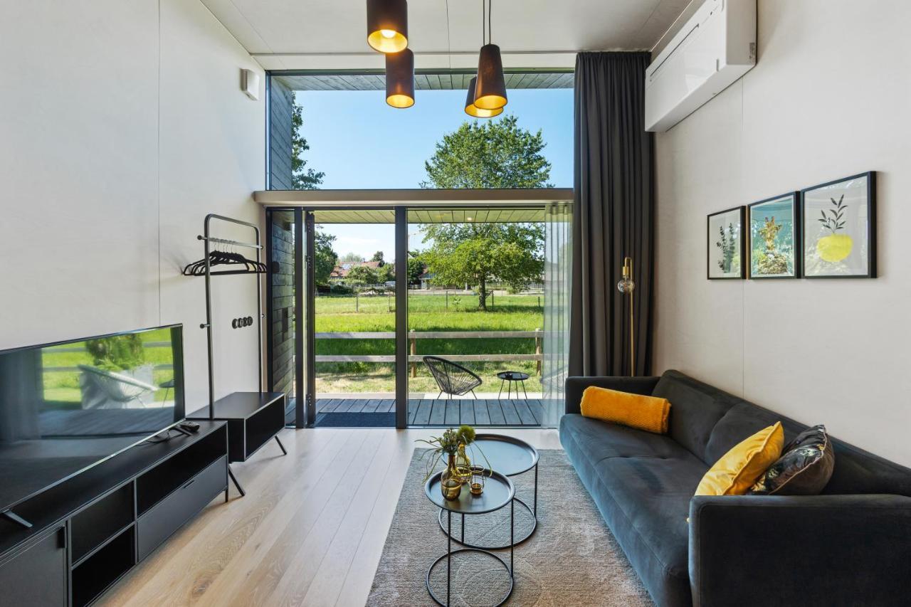 Koda Loft Extended - Urlaub Im Tiny House Bodensee เลาเทอราค ภายนอก รูปภาพ